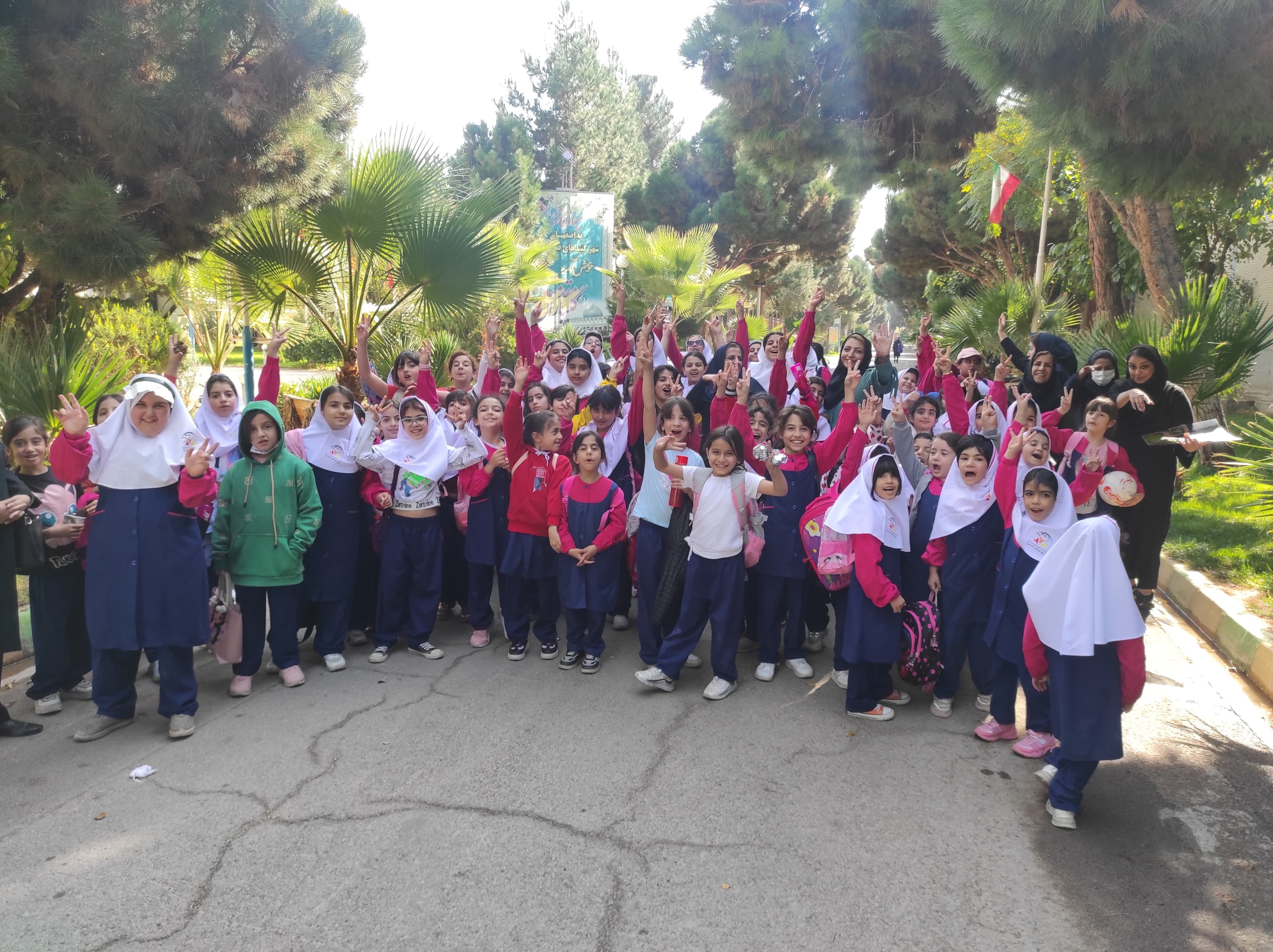 پیش دبستانی ودبستان غیر دولتی دخترانه بوستان خرد