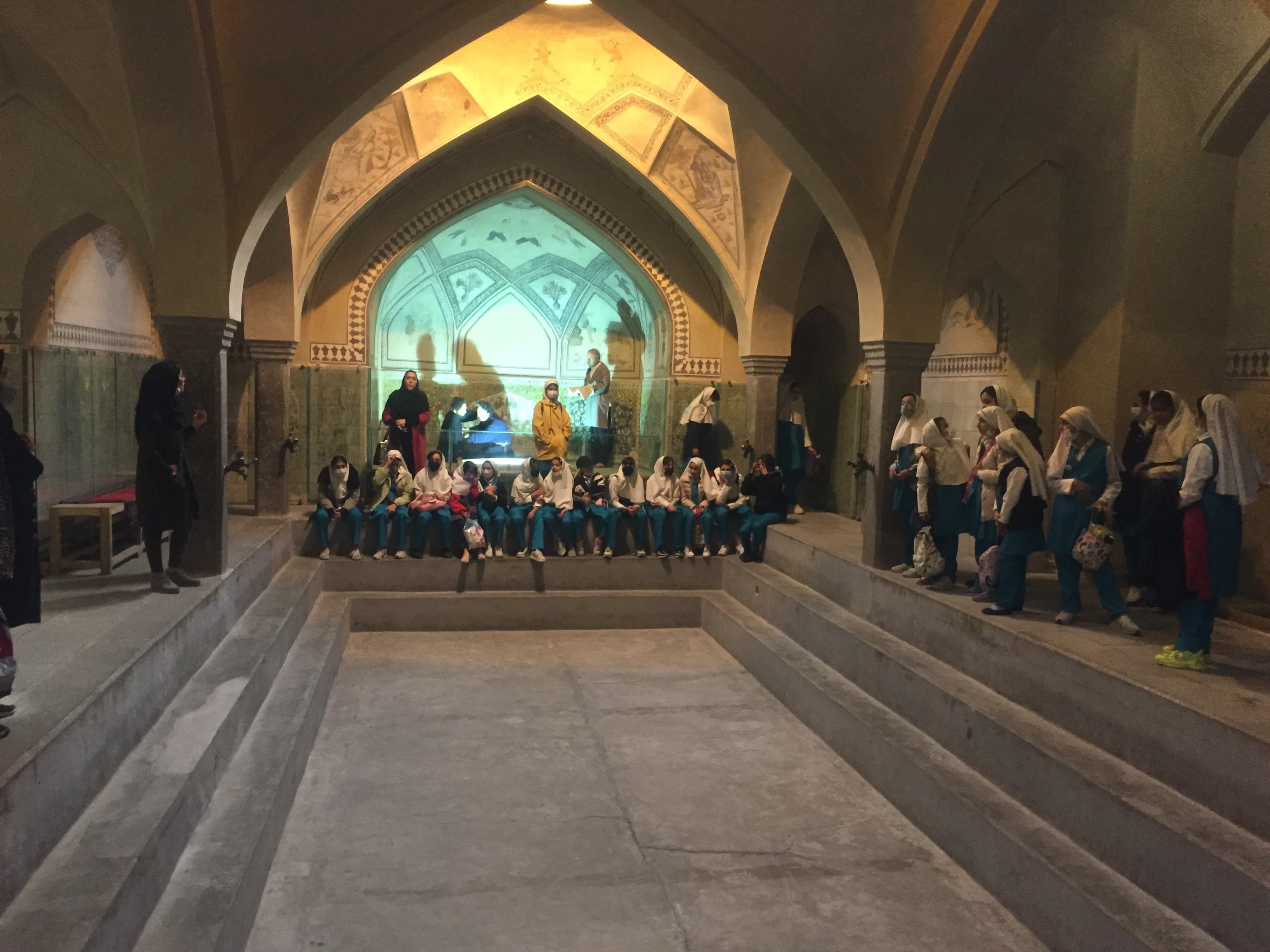 حمام علی قلی آغا